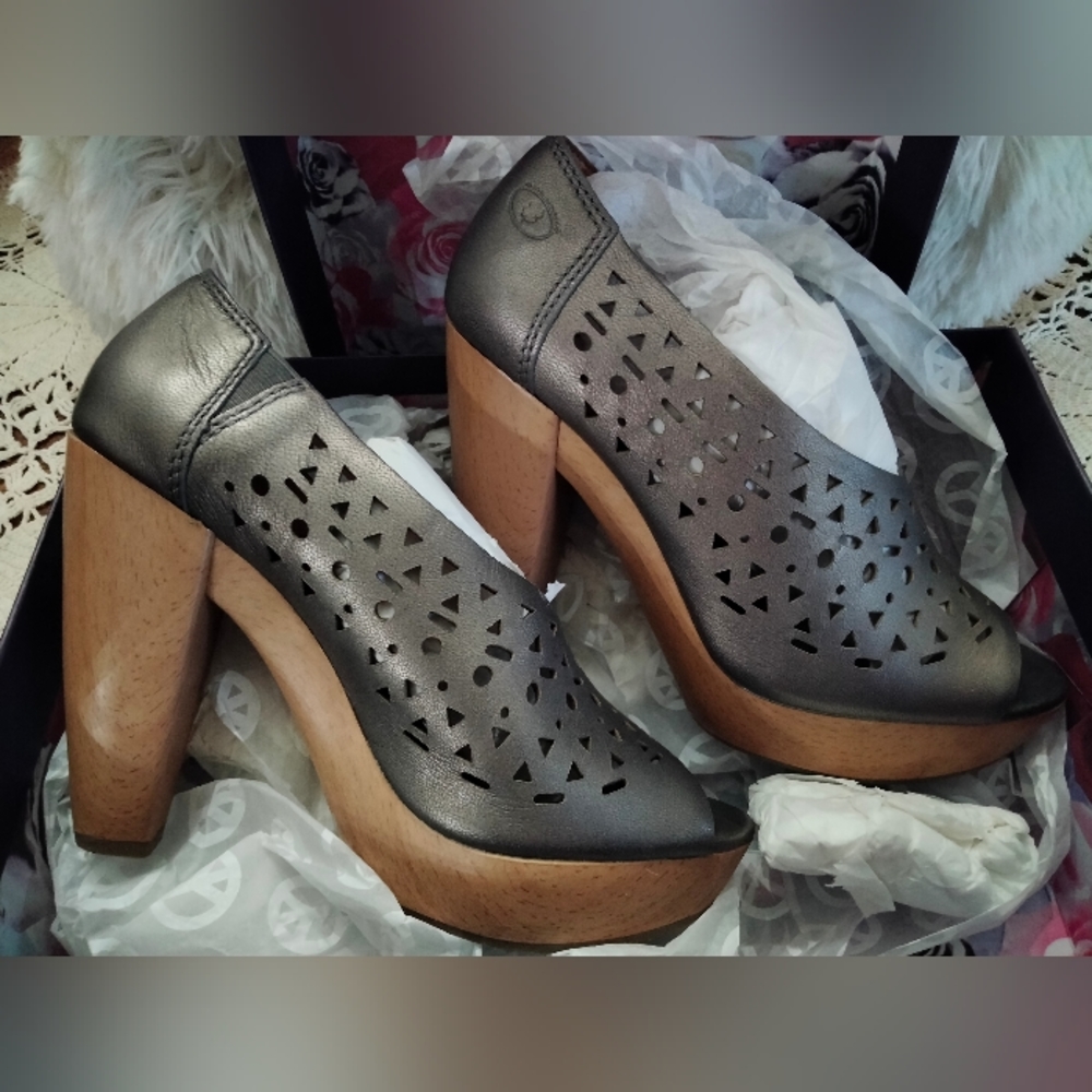 NIB Lucky Brand Marlene leather shoes. 7.5